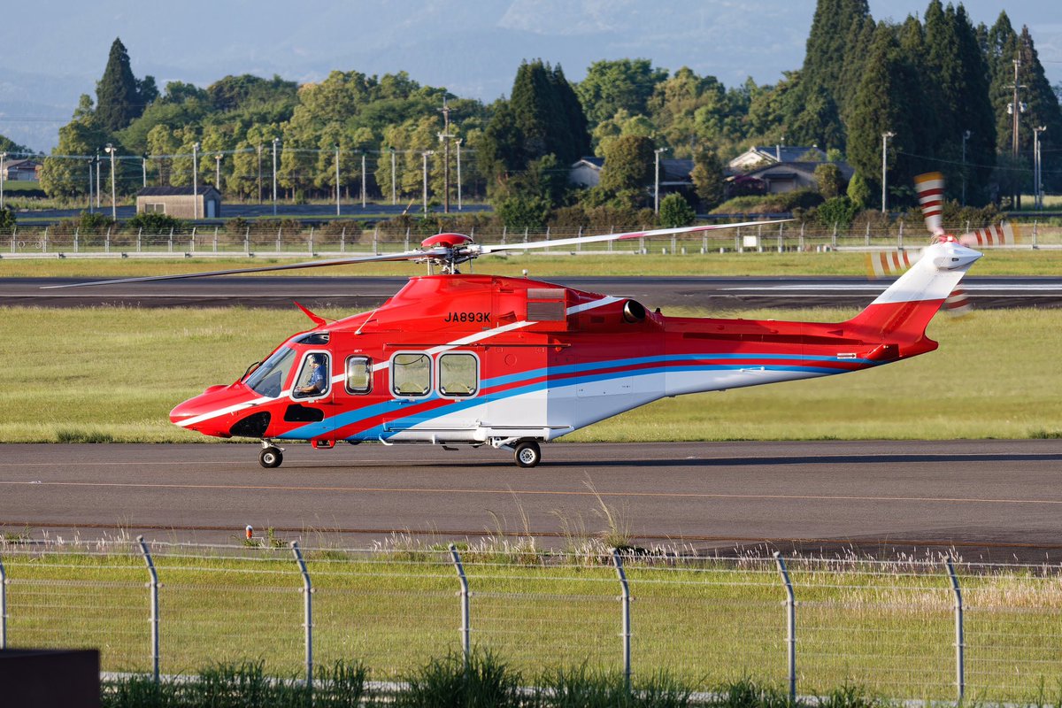 2024/4/25   RJFK   JA893K
Ishikawa Prefecture Fire and Disaster Prevention Aviation Corps
Leonardo AW139