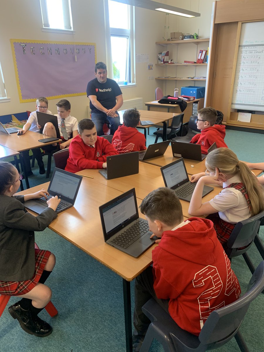 Pupils from @blane_saint learning about the great features of Read & Write from @texthelp to support their learning. Their favourites were the screen masking and talk and type functions. #itsslc @SLCDigitalEd @SLCLiteracy