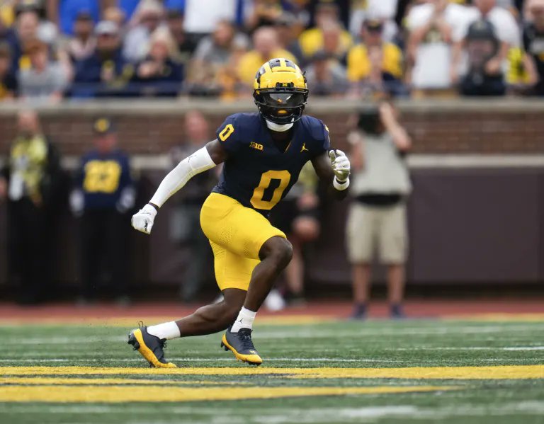 RookieAnalyst's tweet photo. @MoveTheSticks 50. Mike Sainristil: Arthur Maulet

A physical, high energy corner who can play in the slot and shows promise as a blitzer. Plays bigger than he is, goes for the ball. Limited long speed, but understands positioning. https://t.co/r1kaMk8wva