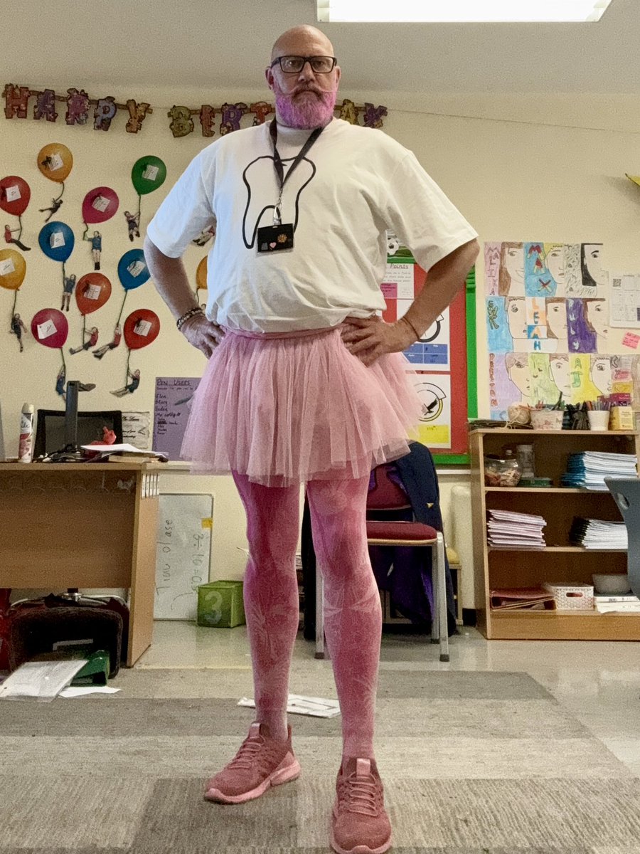 Today I was a tooth fairy for our book day. 🦷 😳 it’s the tights isn’t it … @AlisonF0X @AlunYorath @chrisdysonHT @tomstodd @rosBIGWRITING
