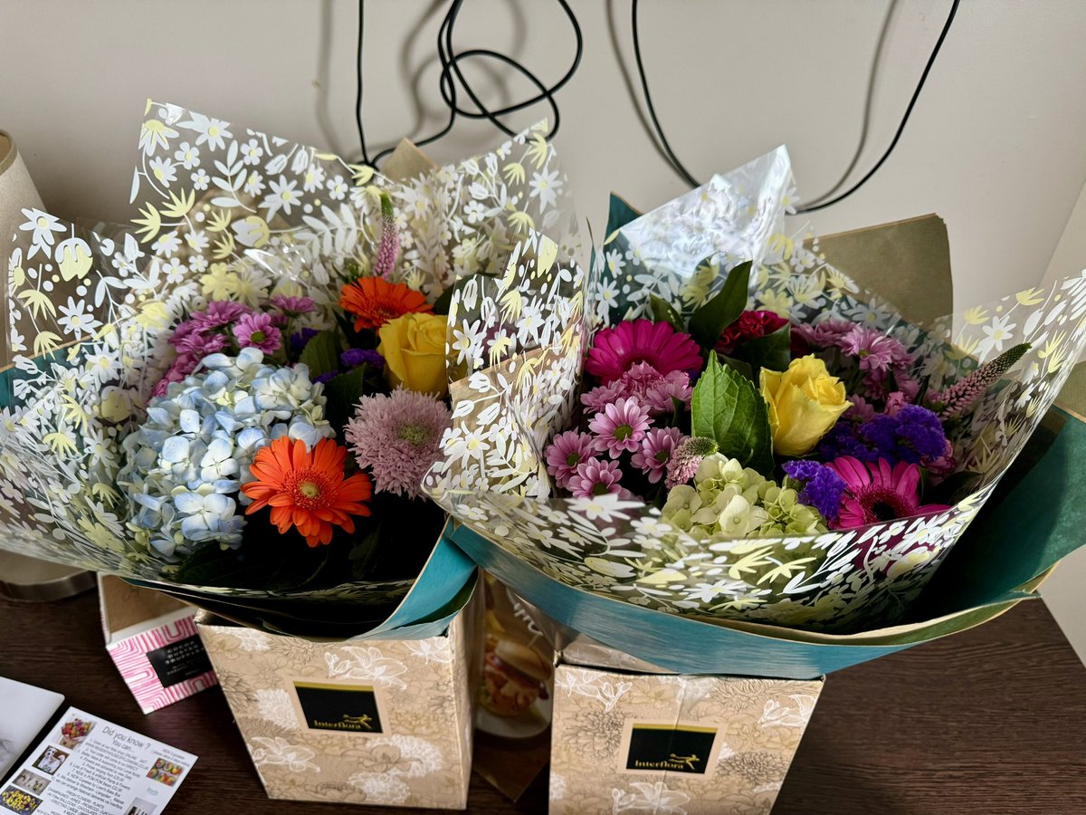 We decided to brighten up our hotel room so we called @Regentflowers and purchased these bouquets!  They’ll deliver them straight away!

💐🌸🌷🌼🌹

 #SupportLocalBusinessWxm (correcting # )