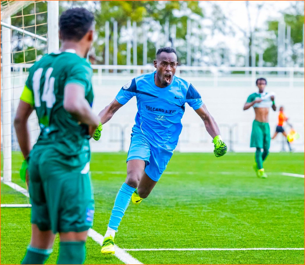 ChriStat250's tweet photo. 🔔 HERE WE GO AGAIN 🔔

Since SRC began collecting data... Nicolas Sebwato is the first goalkeeper to SCORE a league goal across the past four seasons. 🧤🇺🇬

#KIYMVS #RPLStats
#TakeYouToAnotherLevel.. https://t.co/CPSgMvBwa7