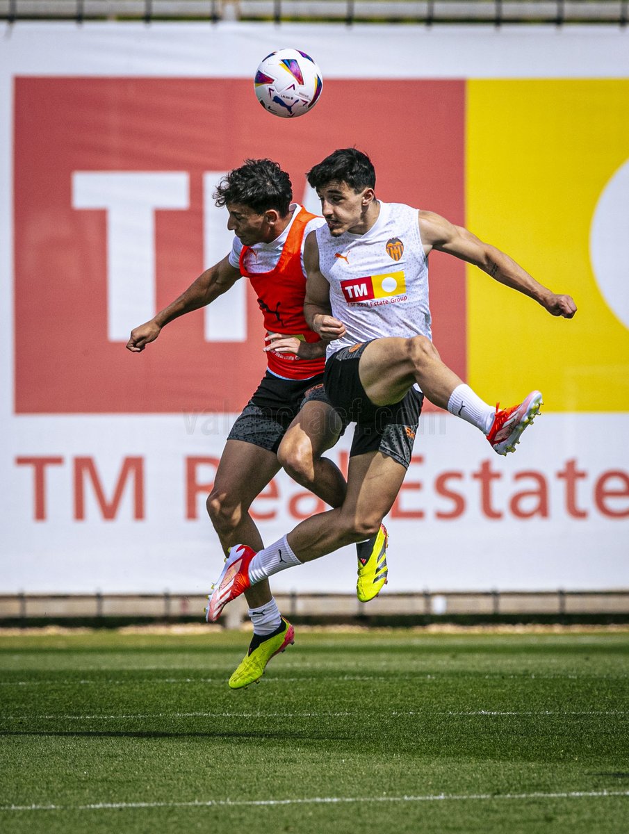 Valencia CF tweet media