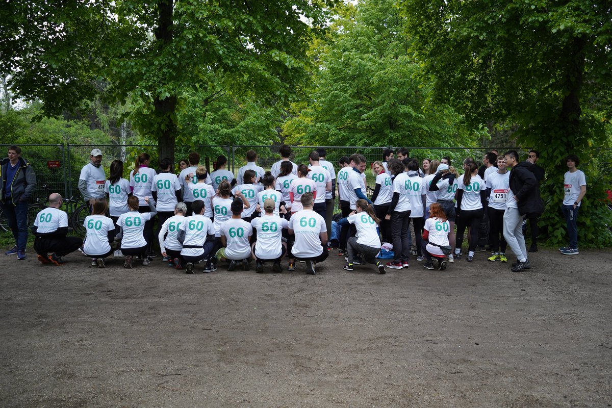 Running strong! Our team for the #BerlinerFirmenlauf - running for the next 60 years of Molecular Genetics!
#MPIMG60years