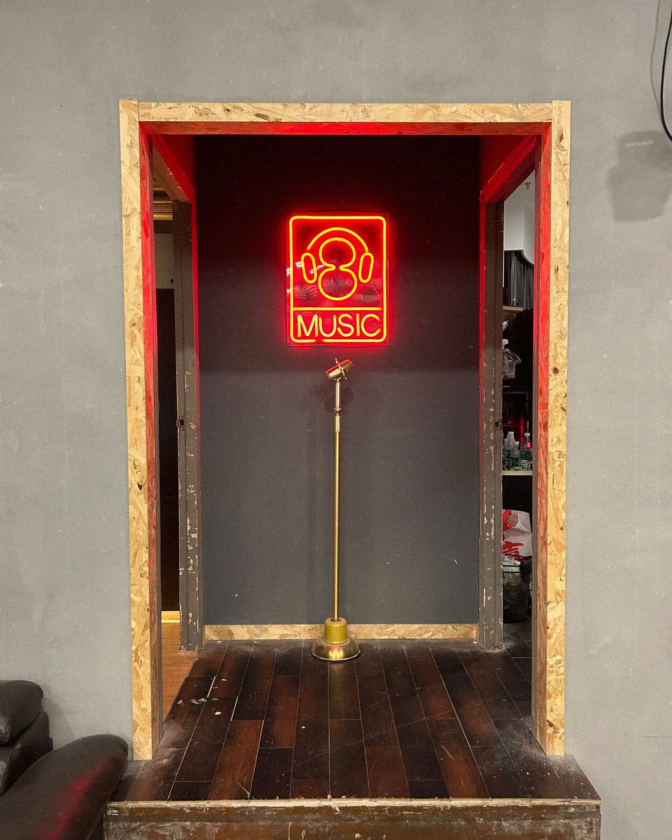 Did someone say cast album? Sure! #musicals #musicaltheatre
#actorslife #shanghai