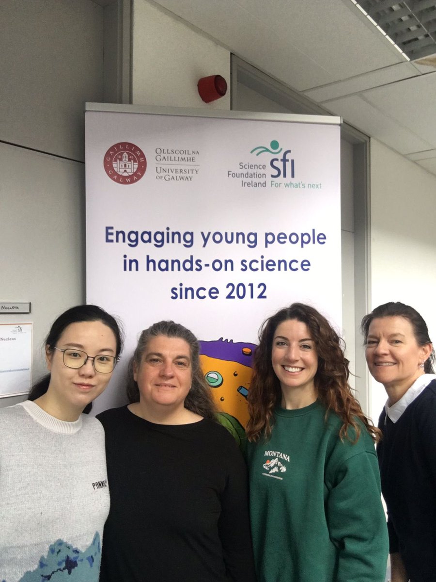 Catheri26934725's tweet photo. At the last day of our visit to the Cell Explorer team at the University of Galway. We took a lot of selfies! 🤳Everything was so perfect and I am excited about future collaborations! Thanks Prof Martina Dickson for inviting me and @MurielGrenon and @Shannon_S16 for hosting! https://t.co/BjFvfuyRXZ