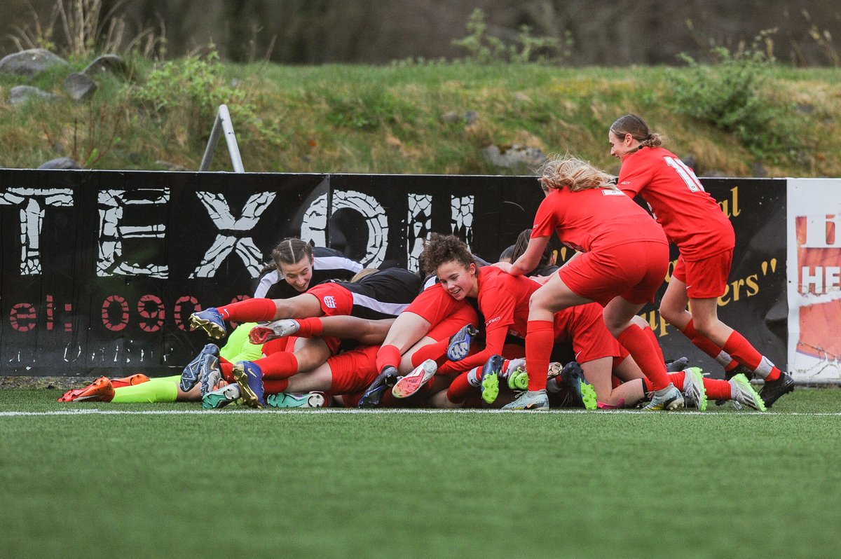 🏴󠁧󠁢󠁥󠁮󠁧󠁿England U15 Schoolgirls🏴󠁧󠁢󠁥󠁮󠁧󠁿

Throw back to when the England U15 Schoolgirls won the SAFIB Bob Docherty Tournament earlier this season! 🏆

What an incredible achievement! ⚽

📸 <a href="/353photo/">353 PHOTOGRAPHY</a>

🙌 <a href="/ArnoldClark/">Arnold Clark</a>
🔴🔵⚪