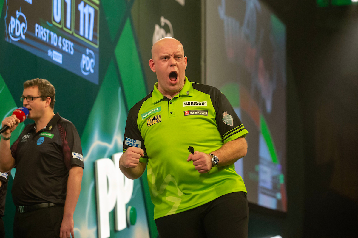 Arne #Slot er ikke helt ulik Van #Gerwen... #Liverpool #Dart