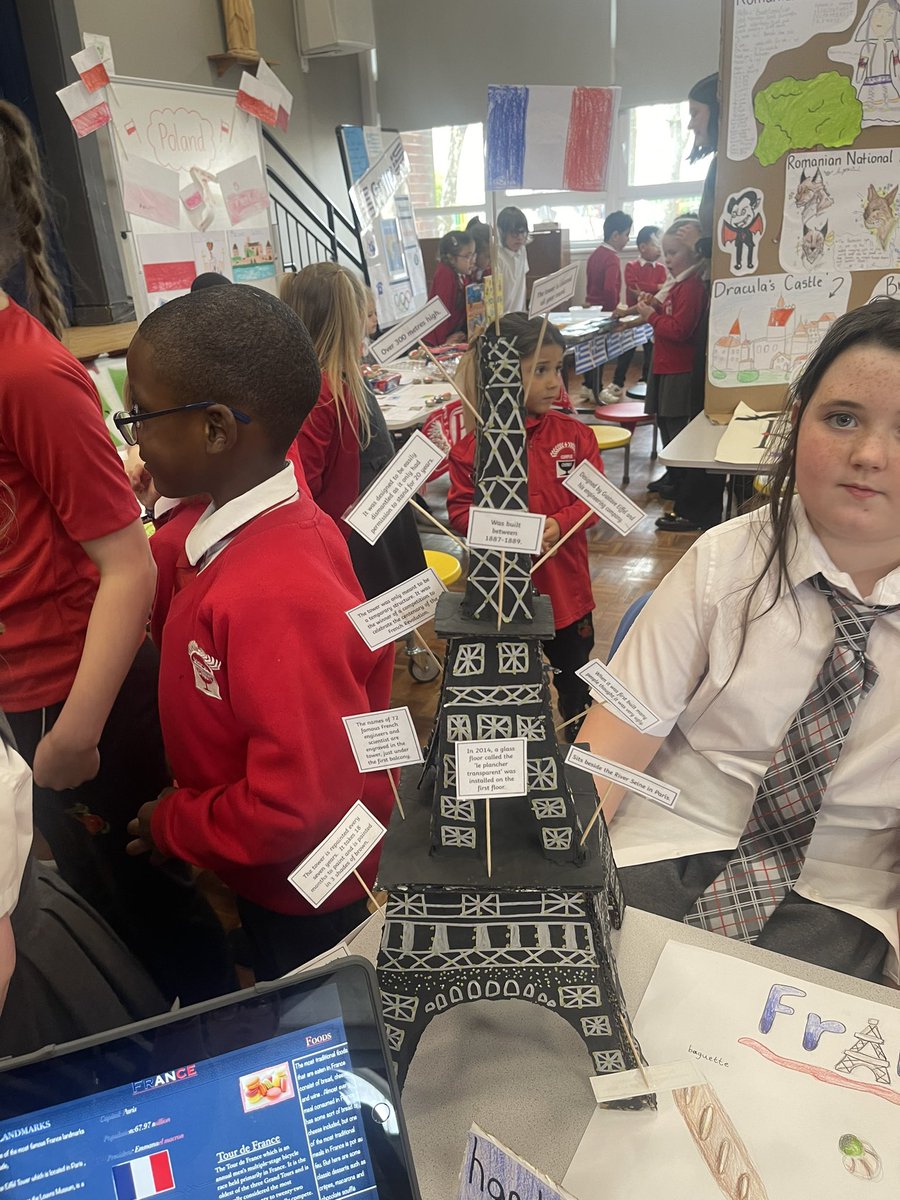 CookMrsc's tweet photo. P7a were busy this week preparing for World Fair Day.  We enjoyed learning about France🇫🇷 and Mexico 🇲🇽 and created a super display.  Super afternoon and well done to all the other classes with their fantastic displays too. https://t.co/KqQ8zY9oJK