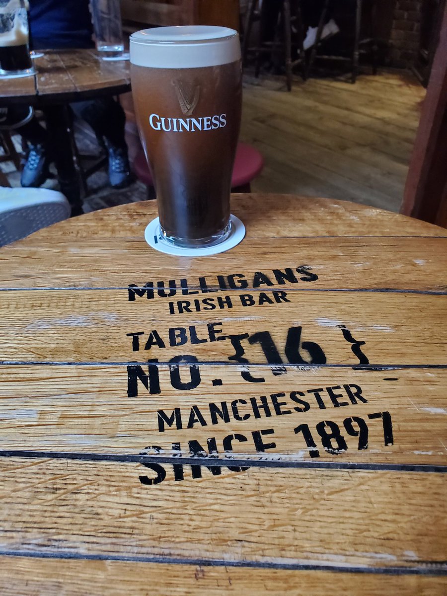 Today's #NotBeerBods seems ro be at the always amazing #Manchester Mulligans