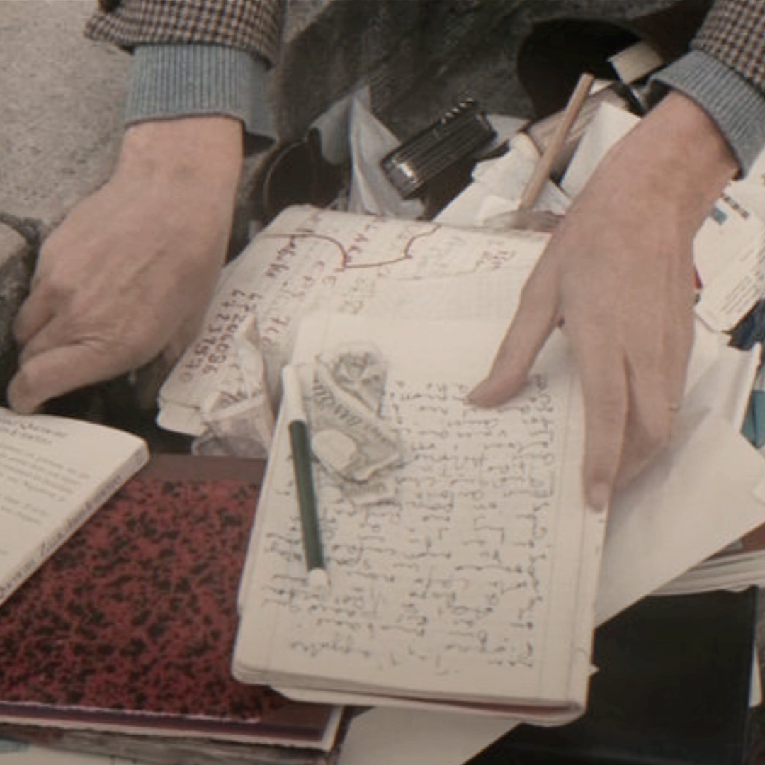 шум в классе надоедает с каждым днем только больше, а сил держаться становится меньше. юноша недовольно хлопает по столу,  прокрикивая:

– еще раз услышу такое и я..учителю пожалуюсь! – взбешенный юноша не успевает увернуться от летящего прямо в его лицо пенала. – ай- директору!!