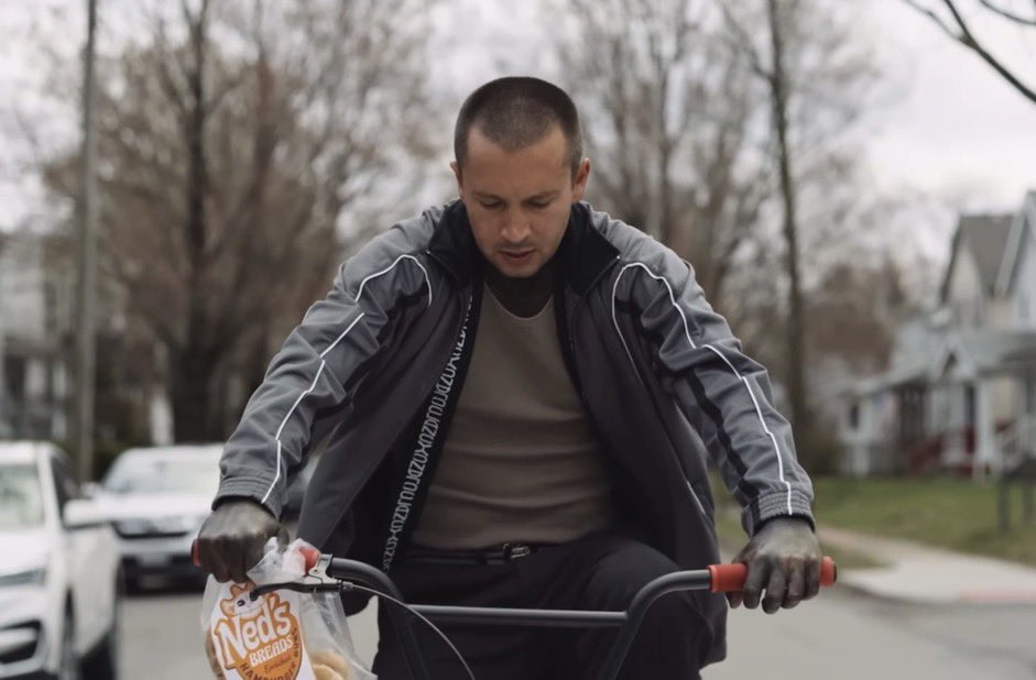 blurrywallows's tweet image. backslide de twenty one pilots: una canción que habla sobre la recaída y sobre estar en un ciclo que no puedes romper por más que lo intentas .  Aunque no quieres fallar, las cosas siguen sucediendo de la misma forma o aparecen nuevos problemas.