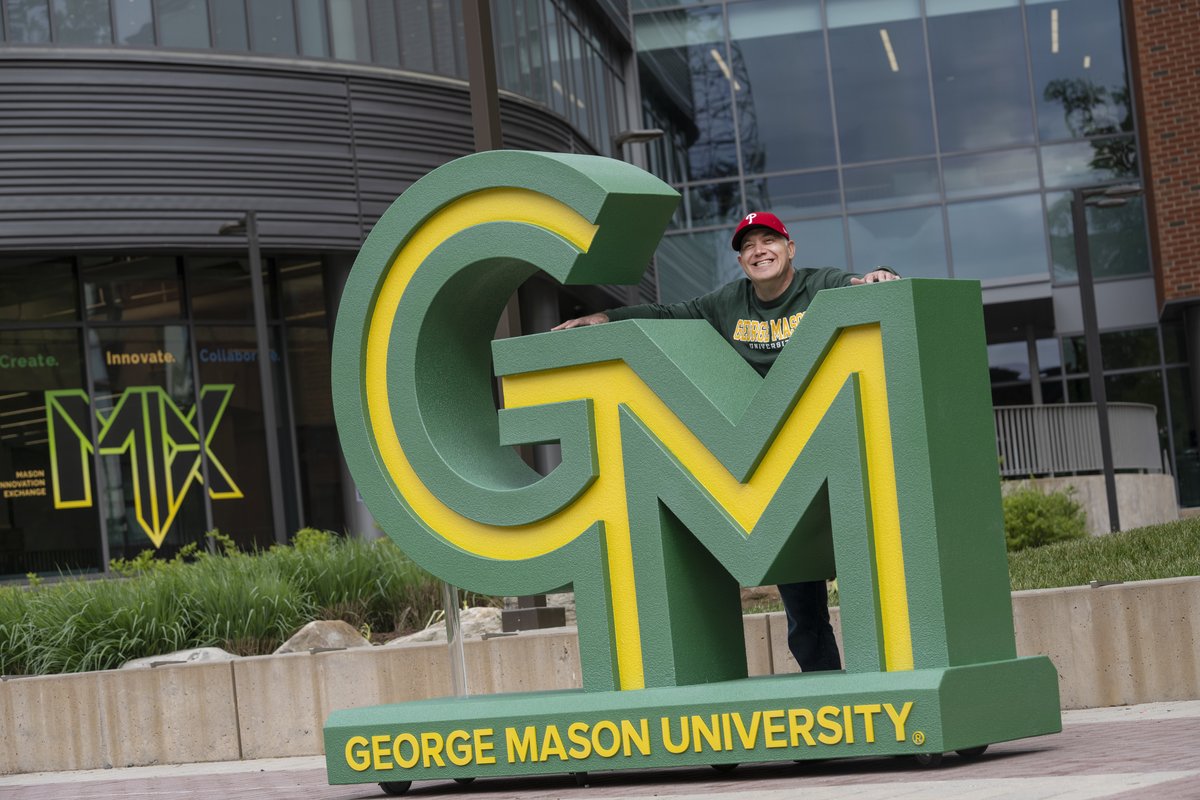GeorgeMasonU's tweet image. New @GeorgeMasonU logo revealed! #AllTogetherDifferent #MasonNation 💚💛

📷: OUB