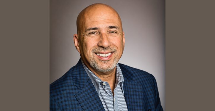 TruFit Athletic Clubs announced the appointment of Joe Pritchard as its new CEO. With a background in health care leadership and a commitment to wellness, Pritchard brings over 45 years of experience to the company.

Learn more: hubs.la/Q02v2Wnm0
