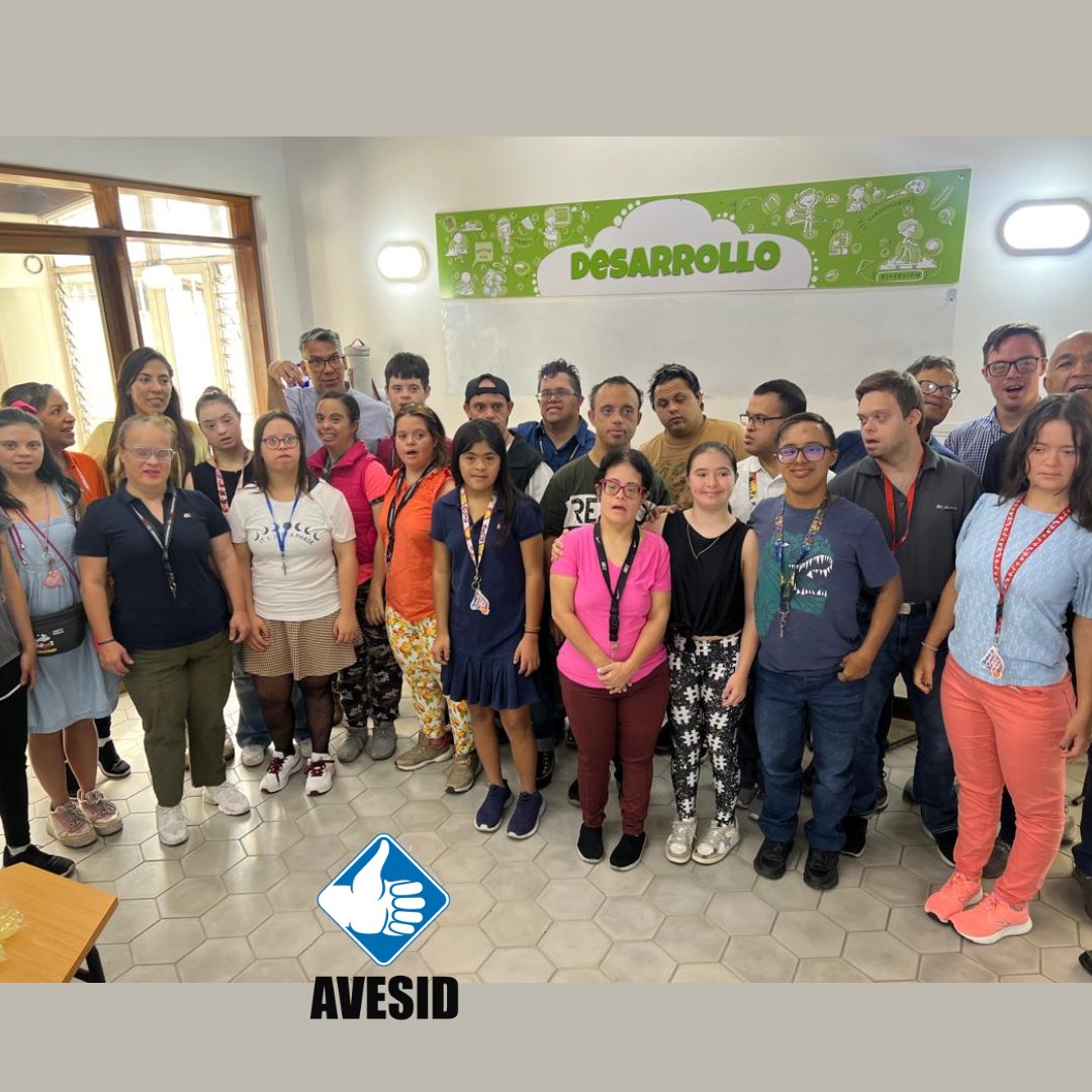 josegrasso's tweet photo. Hoy #25Abril en el Centro de Capacitación y orientación vocacional de @avesid tuvimos la grata visita de Luis Averiano y Madaliz Golindano de Alfonzo Rivas &amp; CIA, quienes compartieron con nuestros jóvenes y recorrieron nuestras instalaciones ¡Gracias por su visita! https://t.co/TktfERGDwV
