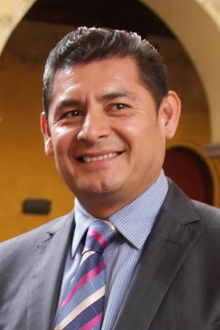 @eduardorivera01 #ArmentaGobernador 
#ArmentaSíSabeGobernar 
Próximo Gobernador de Puebla
👇👇👇👇👇👇👇👇👇👇👇👇