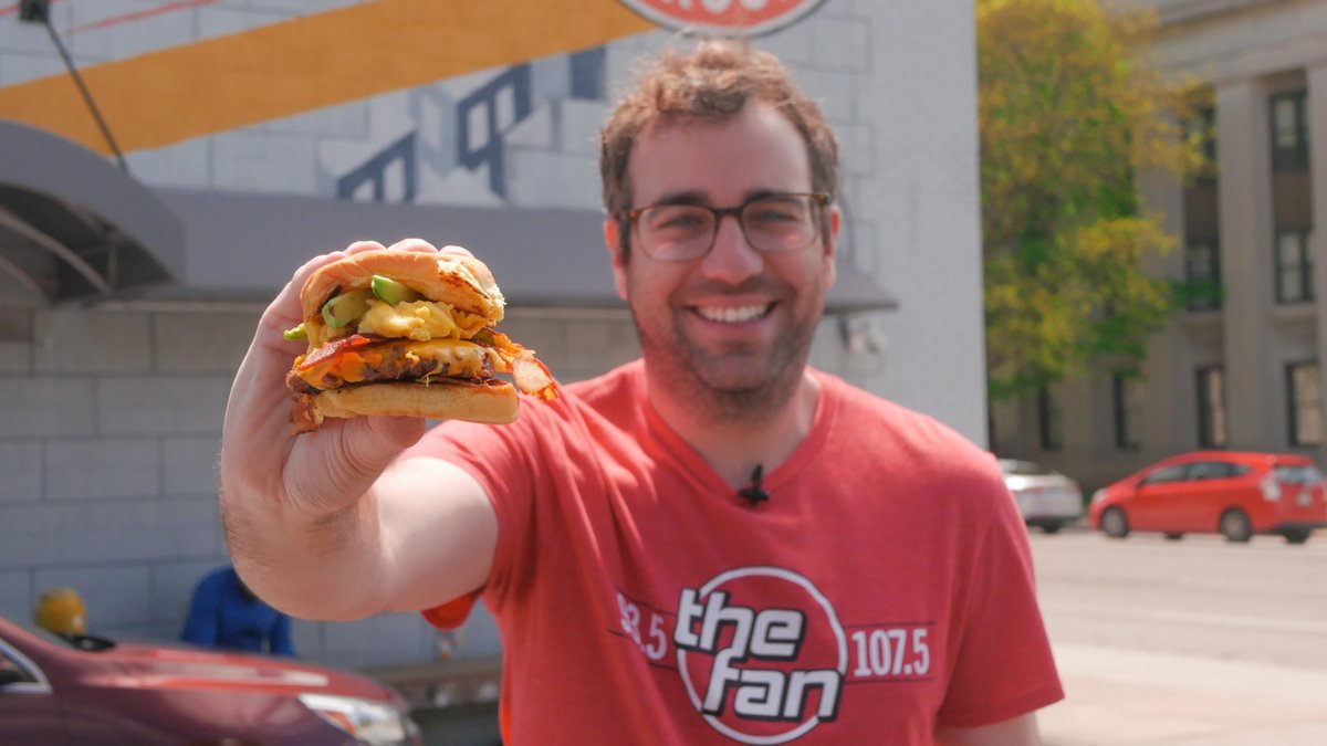 Rev up with the @KBowen1070 Burger! 🍔 The final burger in our Burger Bash lineup! Featuring a grass-fed smashed burger from @TynerPondFarm, topped with melty American cheese, bacon, scrambled eggs, and sliced avocado. 20% of sales support research done by the @IUCancerCenter