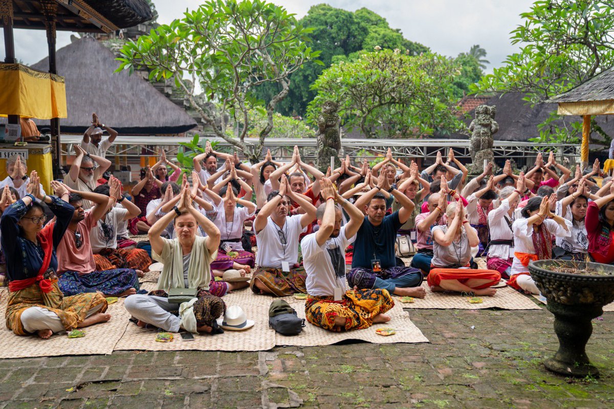 Participants of the 10-day Mystic Musings program experience the sacred spaces and ancient spiritual processes of Bali with Sadhguru.

#bali #travel #yoga