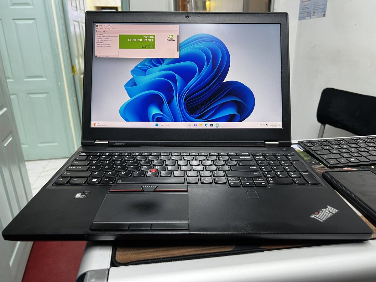 This for them heavy users
Architects, engineers, software dev, designers, churches, media etc
With a low budget but in need of a heavy performance laptop 
Get this

Lenovo ThinkPad  P52
15.6' Mobile Workstation - 1920 X 1080 
Core i7 i7-8850H  🔥 3ghz with 12 cpus
32GB RAM -…
