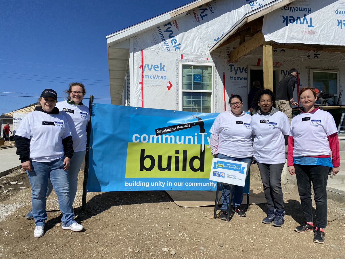 ✨Welcome to day 4 of Community Build Week!

💚 Today we have Johnson Financial Group, United Way of Kenosha County, and Thrivent on the build site working on flooring and landscaping. We’ll keep you up to date with all the amazing work they do!😉

#HabitatKenoshaCBW24