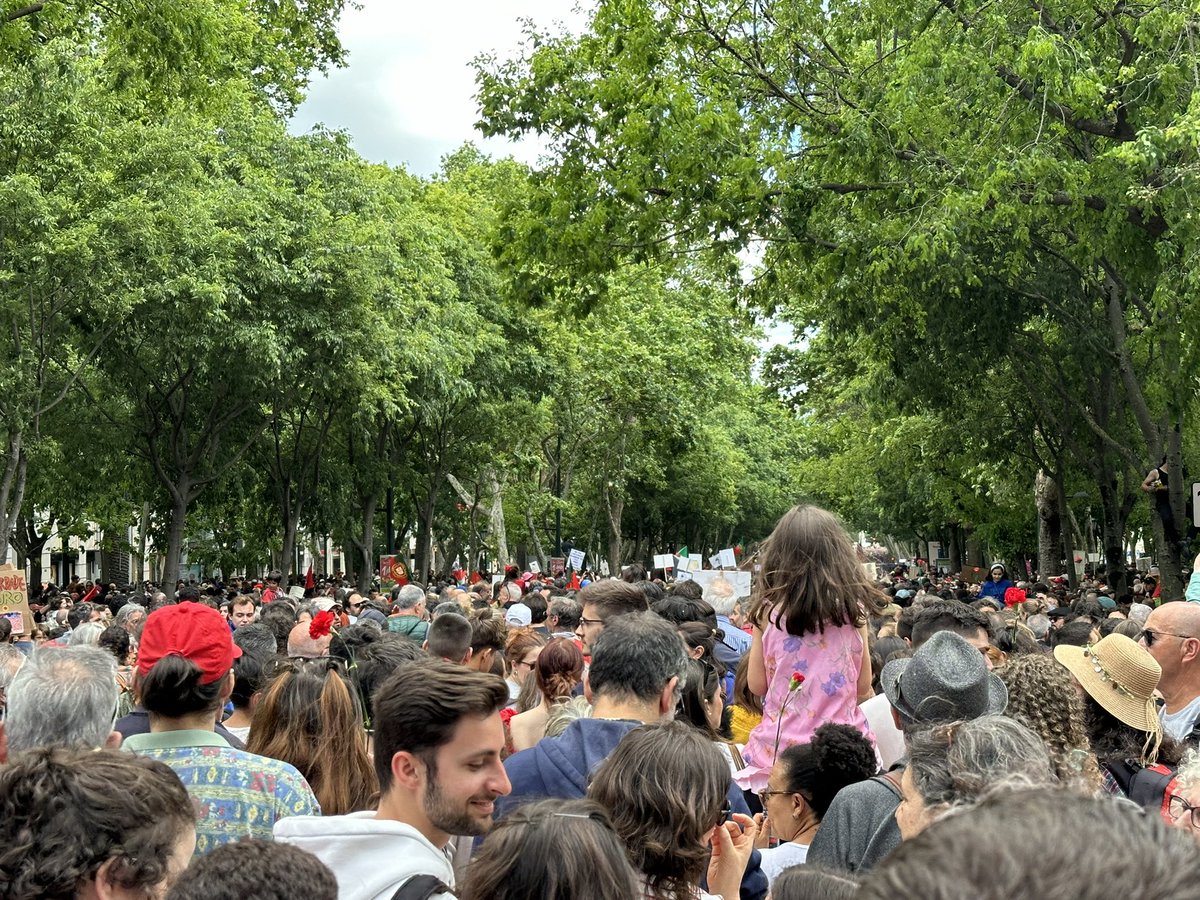 Hoje não estarias só. Liberdade sempre! 

Não esquecer nunca, a liberdade trabalha-se todos os dias!