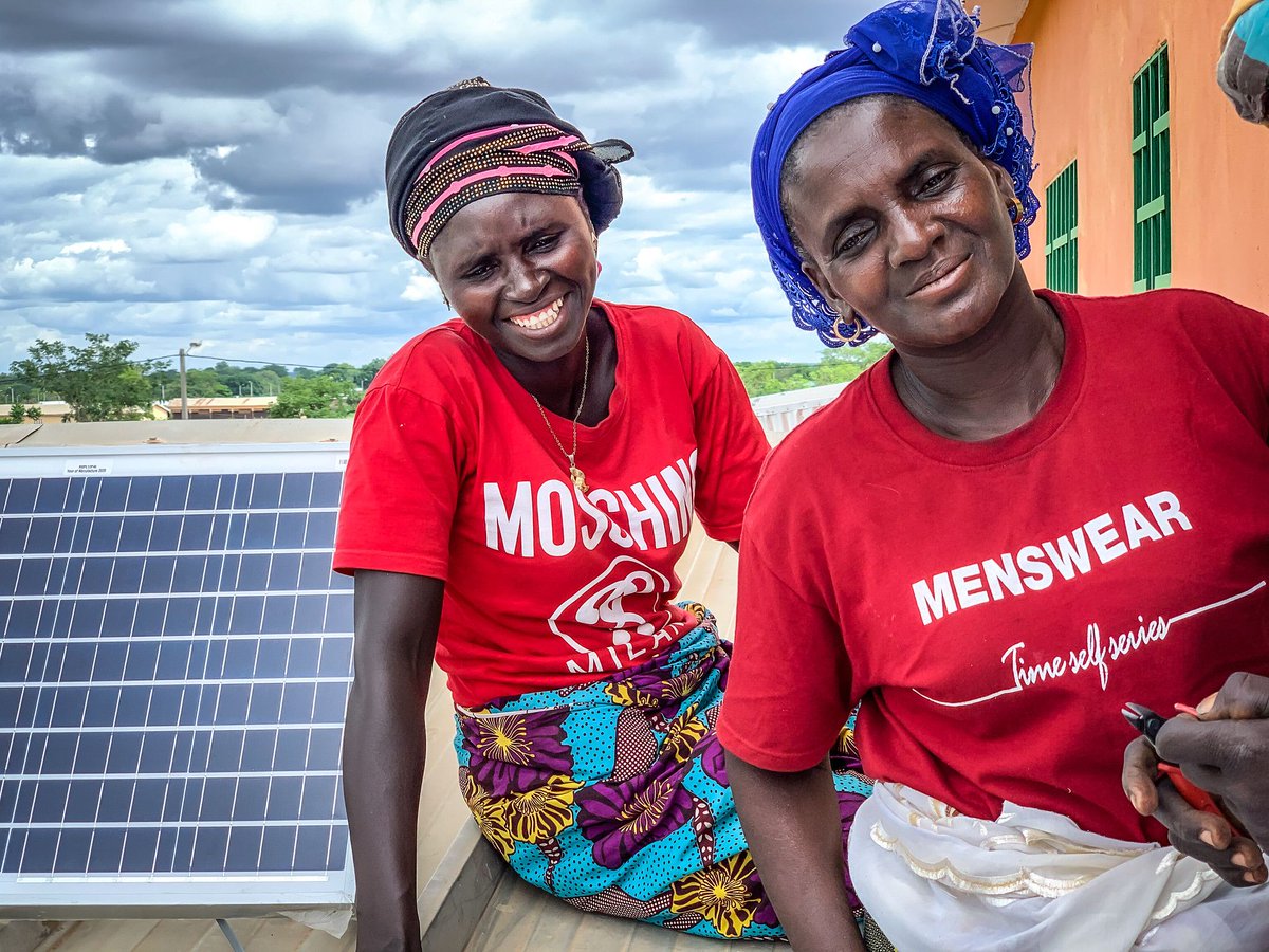 BarefootCollege's tweet photo. We did it ๐ !
You helped us surpass our #GreenMatchFund campaign goal, raising + ยฃ10,000 toward training opportunities for marginalized women โ . Thank you for your generosity!
Your dedication to a greener ๐ฟ earth makes all the difference.
#BigGive #nonprofit #solarmamas https://t.co/lLMjfpsgXP