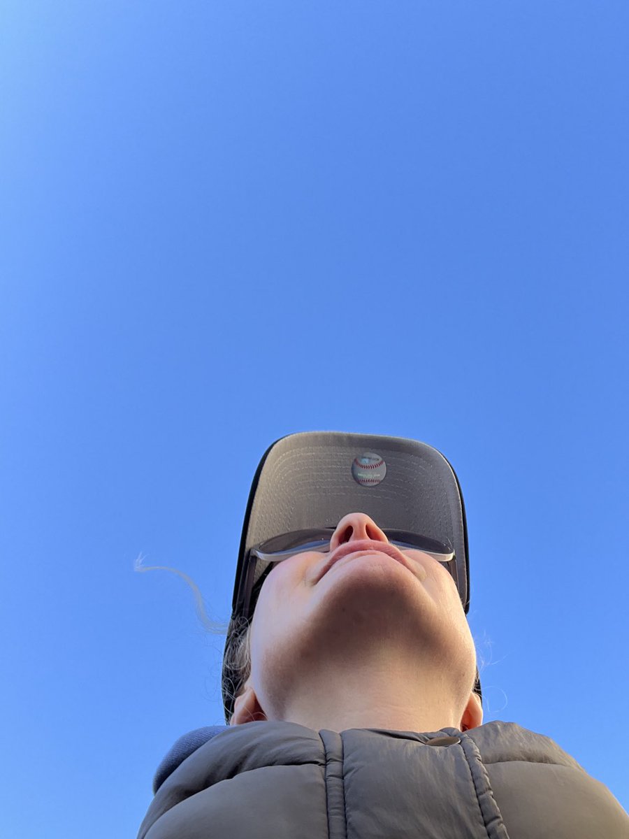 natalierolesact's tweet photo. A momentary blue sky #spring #stopteasing https://t.co/ZjwgN5pKZV