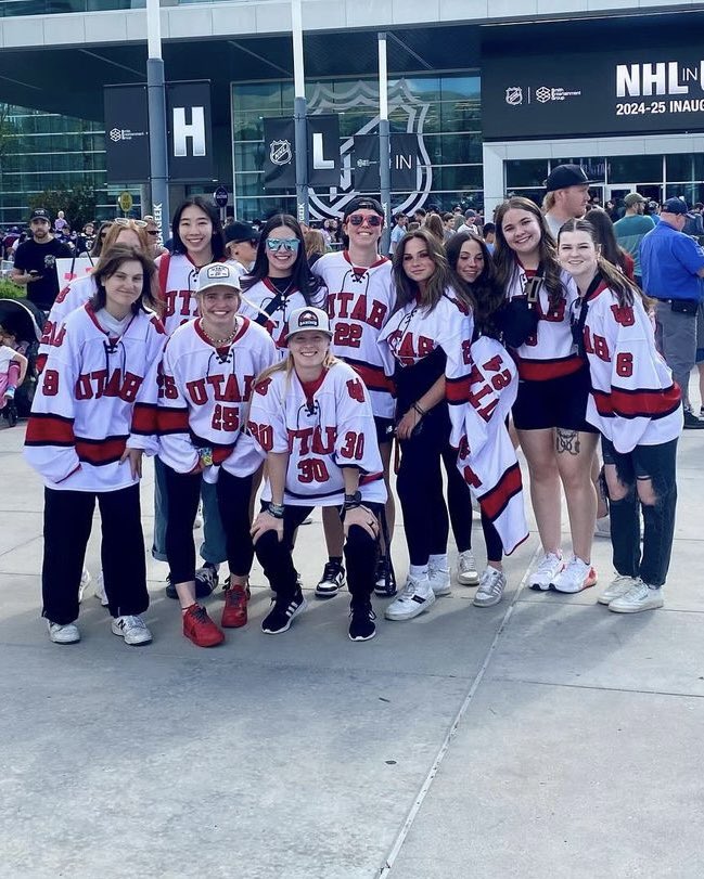 hockeyhousepod's tweet photo. Welcome home, NHL Utah 🤝 https://t.co/WK3ueNXUKK