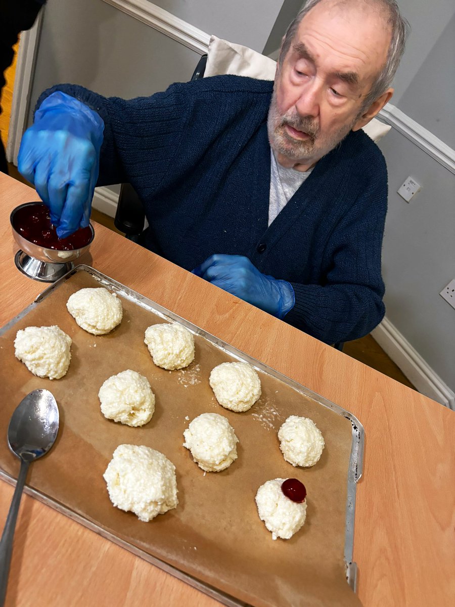 BAKING 

We love to bake at Elm Tree Court and this morning two our gents made some lovely coconut macaroons for everyone to enjoy #hicaactivities