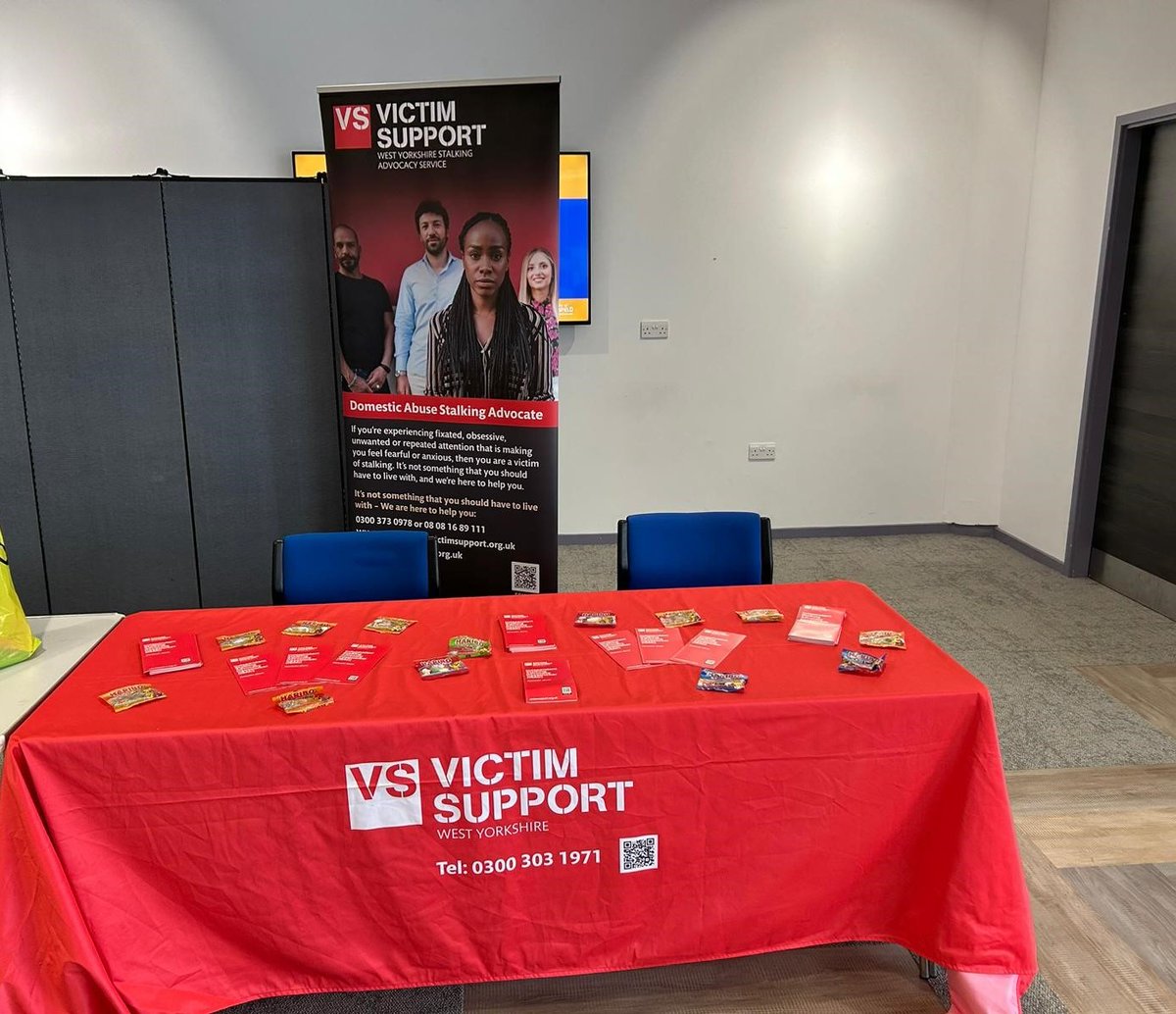 VS_WestYorks's tweet image. Today Sarah and Sonia our ISACs attended an event run by @SaferKirklees @HuddersfieldUni  as part of  #NSAW with an information stall talking about how our services and support for victims of #Stalking can be accessed,
 
Our team can be contacted on 0300 303 1971