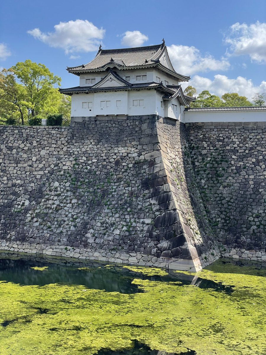 Finishing my academic Japanese tour 2024 at @UnivKansai in Osaka, presenting “The Future of Internaional Tax Law”. Very thankful of Prof Mie Tsuji for the invite and Prof Tomoaki Kanayama for his very insightful comments after. See you all next year 🤓🇯🇵❤️ @CBLP_Leeds @Law_Leeds