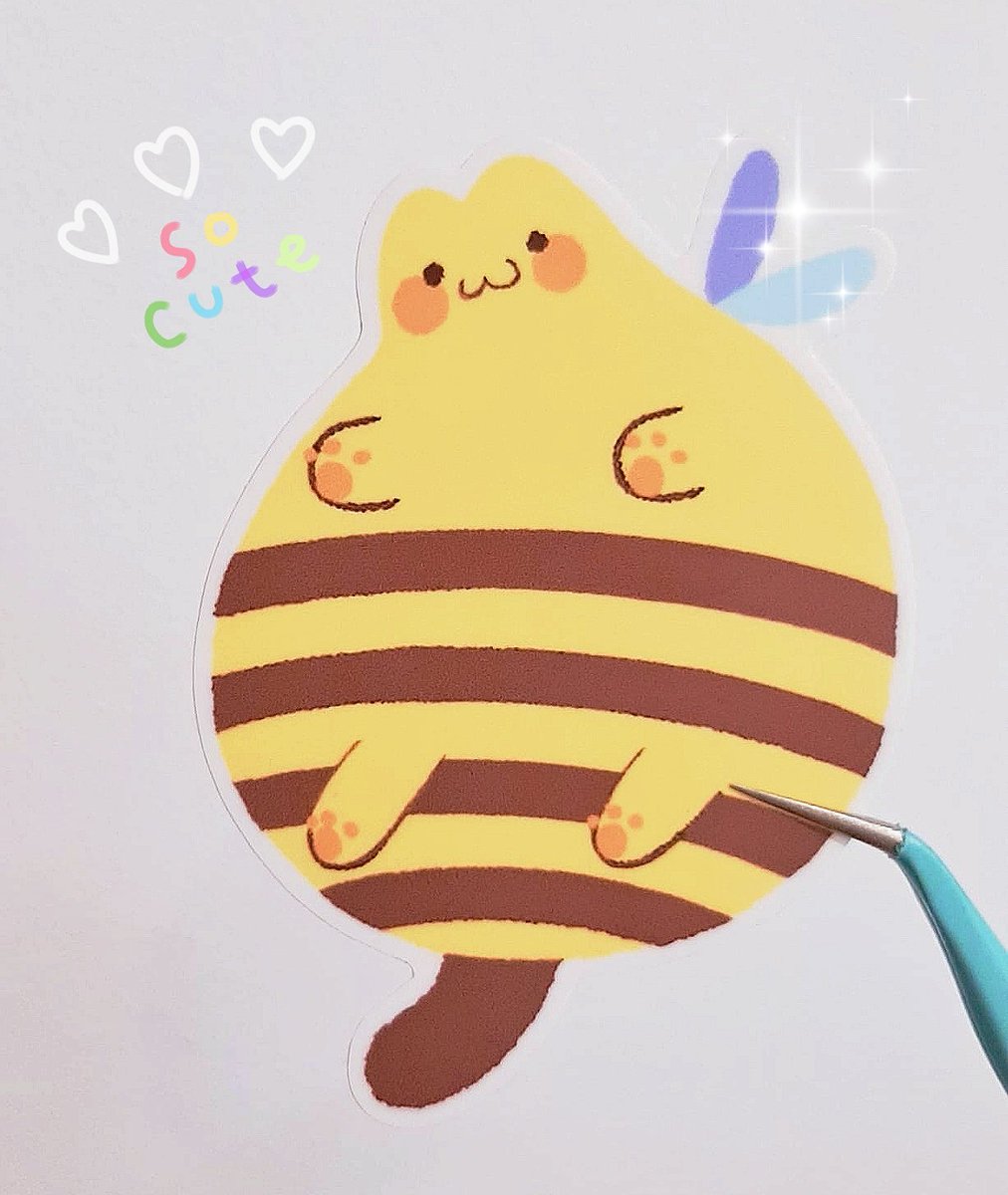 The Boobee Cat sticker samples are here! Look how cute he is...🥺🐝 #TheBoobeeCat