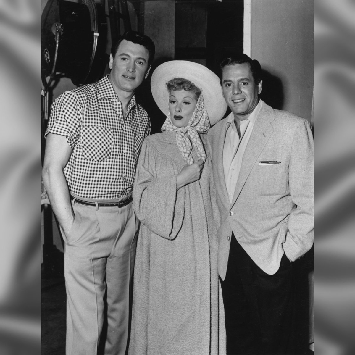 April 25, 1955 - “I Love Lucy” episode ‘In Palm Springs’ premiered at 9pm on the CBS television network. - After having a fight with Ricky and Fred, Lucy and Ethel go to Palm Springs where they meet Rock Hudson. @CBSHE #ILoveLucy #Desilu #DesiArnaz #LucilleBall #VivianVance…