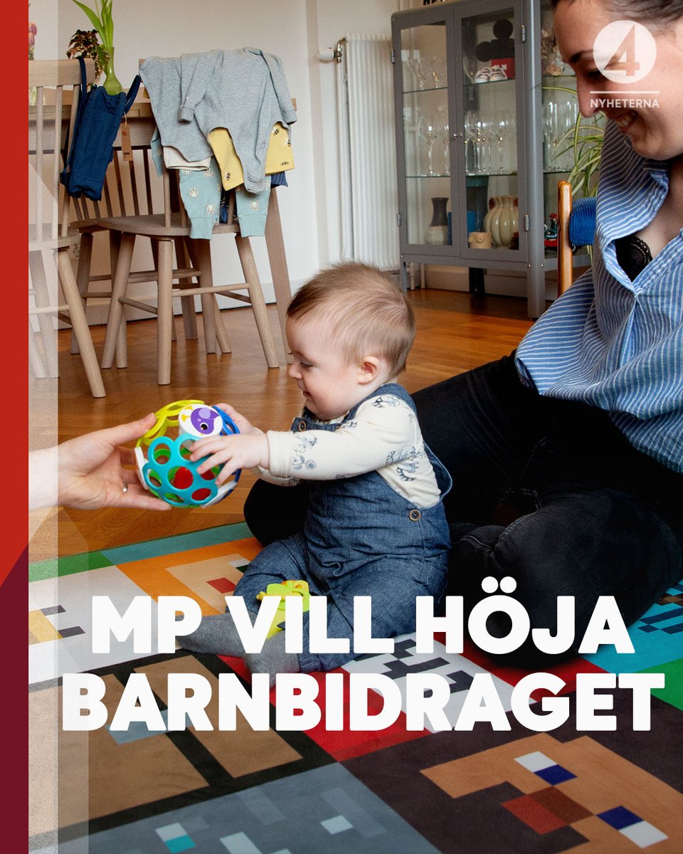 Miljöpartiet föreslår att barnbidraget höjs med 220 kronor per barn, vilket skulle motsvara en summa på 3,1 miljarder kronor: tv4.se/just-nu/6DFih2…