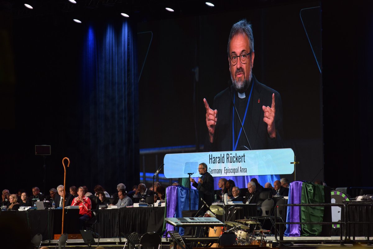 KY_UMC's tweet photo. The petition on the autonomous status for Eurasia has been adopted by a vote of 672-Yes to 67-No. The Eurasia Episcopal Area will remain UMC until their next Conference when a final vote will be taken. #UMCGC #Eurasia #AutonomousStatus https://t.co/JkenD1lQ78