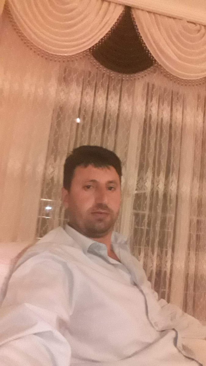 Erol Gönenç.. 35 yaşlarında, Kumport Limanı’nda Serdümen.. İstanbul Beylikdüzü'ndeki limanda konteyner gemisine yükleme boşaltma işi yapılırken gemi ambarına düşerek yaralandı.. İki gündür tedavi gördüğü hastanede hayatını kaybetti.. 3 çocuk babası..