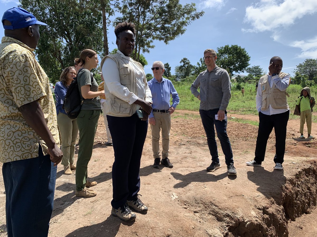 Today,in the afternoon, We had the honor of hosting a Special Representative for Denmark's candidature for the UN Security Council. We were happy to share with the guests how we building #Resilience of refugees through mushrooms .A big thank you to @WFP_Uganda for the support.