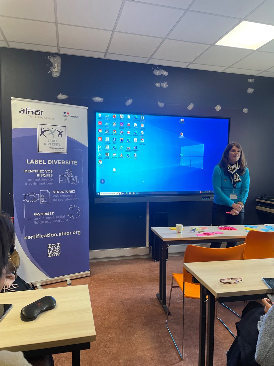 Merci <a href="/mozaikrh/">Mozaïk RH</a> @GroupeIGS pour cette riche matinée : table-ronde sur les indicateurs D&amp;I avec le retour de la @FDJ et <a href="/OCFrance/">OpenClassrooms</a> puis l’atelier <a href="/AFNOR/">AFNOR</a> animé par <a href="/vtrajan/">Violaine Trajan</a> : comment faire des labels #diversité et #egalité des leviers de performance et d’attractivité des talents ?