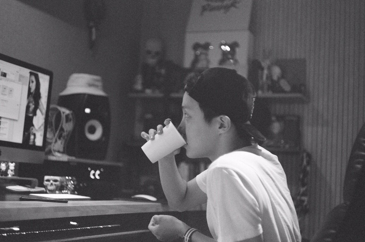 uarmyvibe's tweet photo. Jung Hoseok in monochrome photos is so dear to me https://t.co/lM5yPCMu4R