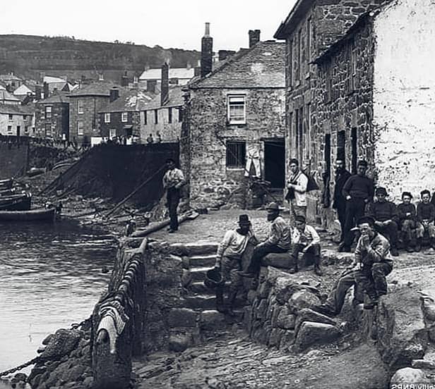 The tiny fishing village of Mousehole, in the county of Cornwall , England, in a photo from the 1890s.
>FH  #History