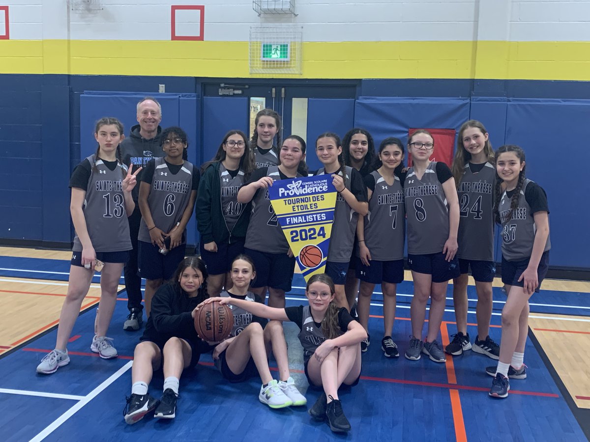 Hé! Hé! Félicitations à notre équipe de basketball féminine qui a remporté la 2e place hier au tournoi des étoiles à École élémentaire catholique Pavillon des Jeunes ! C'est une super belle façon de terminer la saison ! Bravo!
<a href="/JPGagnier/">J</a>