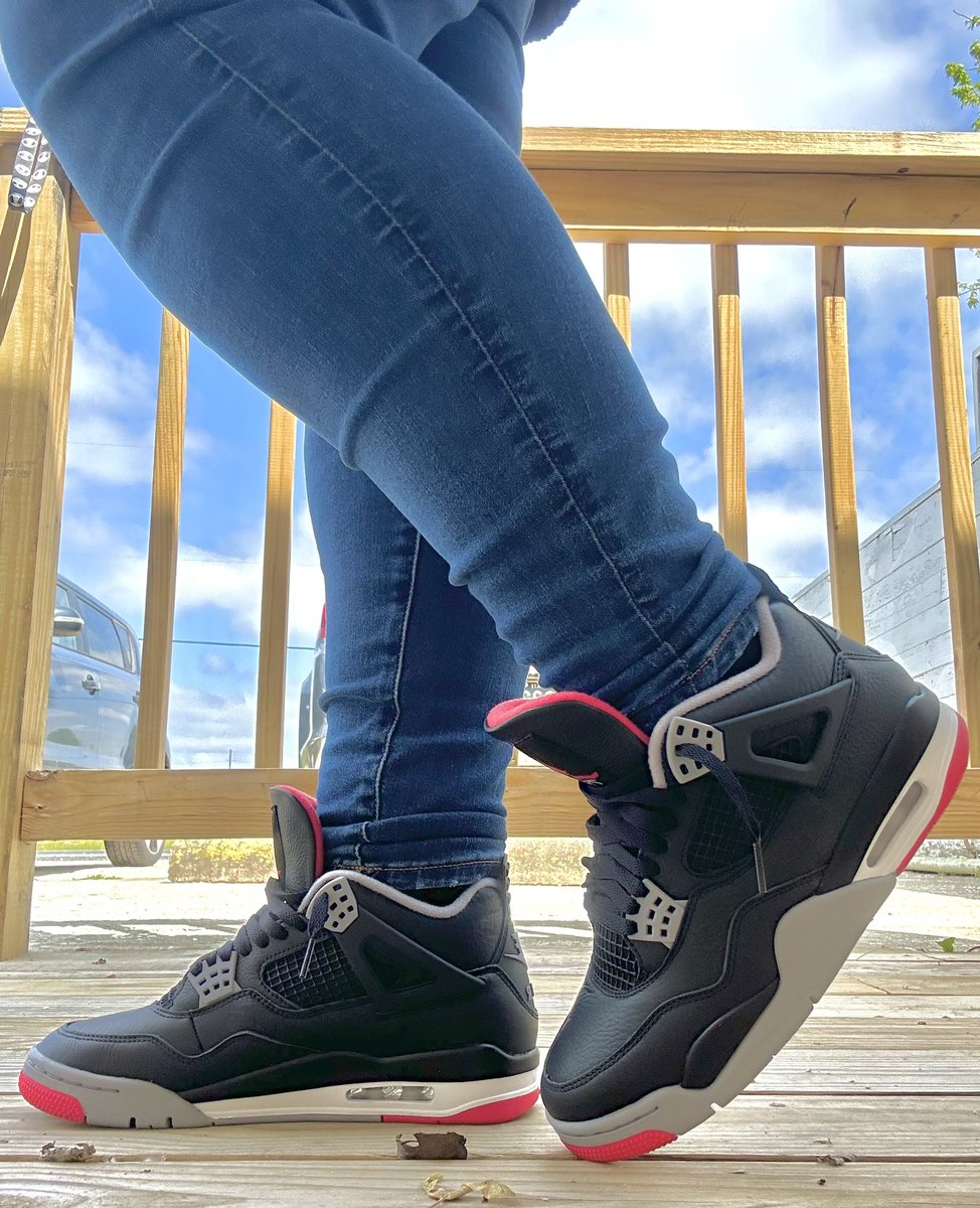 #KOTD 
#unDS time for the Bred 4 Reimagined ❤️
#yoursneakersaredope