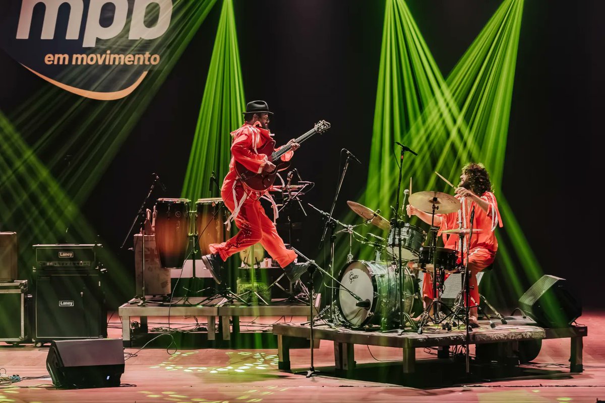 thebaggios's tweet photo. Show dos 20 anos em Aracaju no Tobias Barreto 💥 

Foto: Fernando Correia 
Figurino: Íris Rocha https://t.co/3ghI0wMOfo