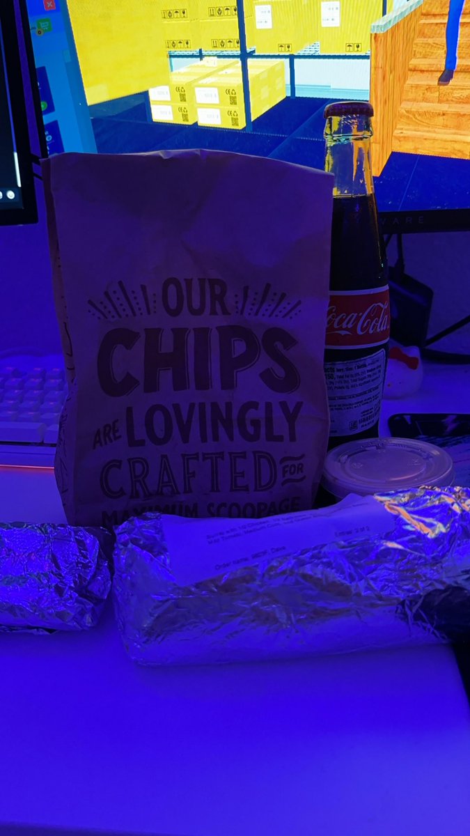 hit up <a href="/Tbkarimm/">Karim</a> for 50% off uber eats🔥