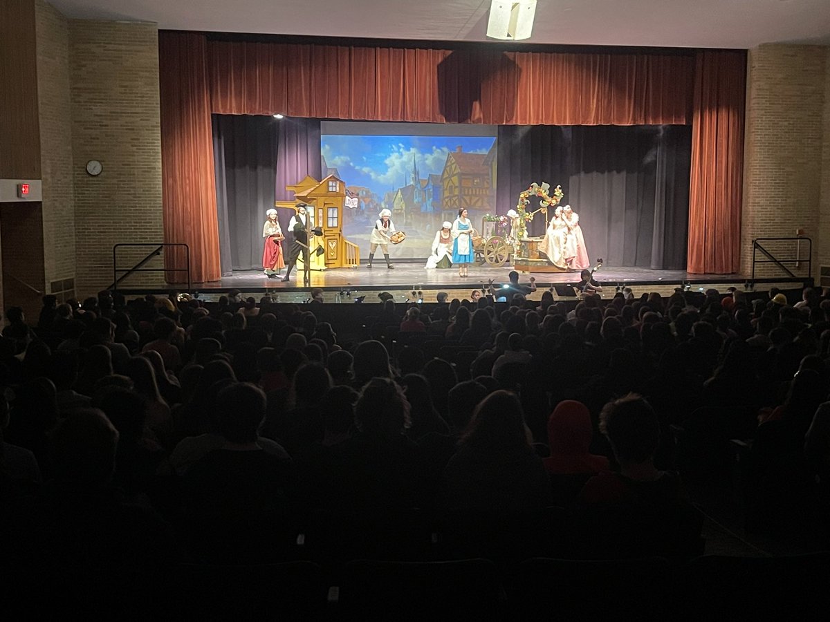 UTHS student matinee is underway!  #WeAreUT