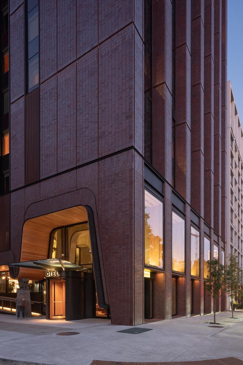 HeartlandBrick's tweet photo. Have you seen the winners of the 2023 Brick in Architecture Awards? You don't want to miss our latest release - the Best in Class winners look book! Check out our latest blog for more: https://t.co/BkDfkWxw3i
#architecture #buildwithbrick #architectureinspiration https://t.co/RBdIeWQlnJ