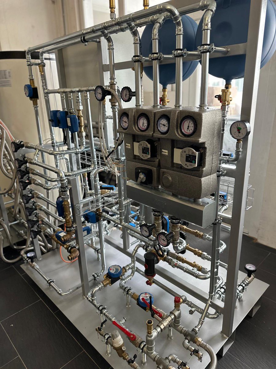 ry3t_official's tweet photo. The test setup to simulate houses is up and running! First results are HOT!๐ฅ Letโs mine Bitcoin and heat some houses!๐ฅ๐ฅ๐ฅ
#bitcoin #bitcoinmining #bitcoinheating https://t.co/HypyqcCxX4
