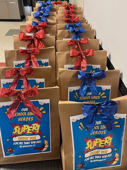 Gearing Up for School Lunch Hero Day with deliveries to all of our super heroes today! #SchoolLunchHeroDay #AllInAlvinISD #SchoolMeals #SchoolLunch