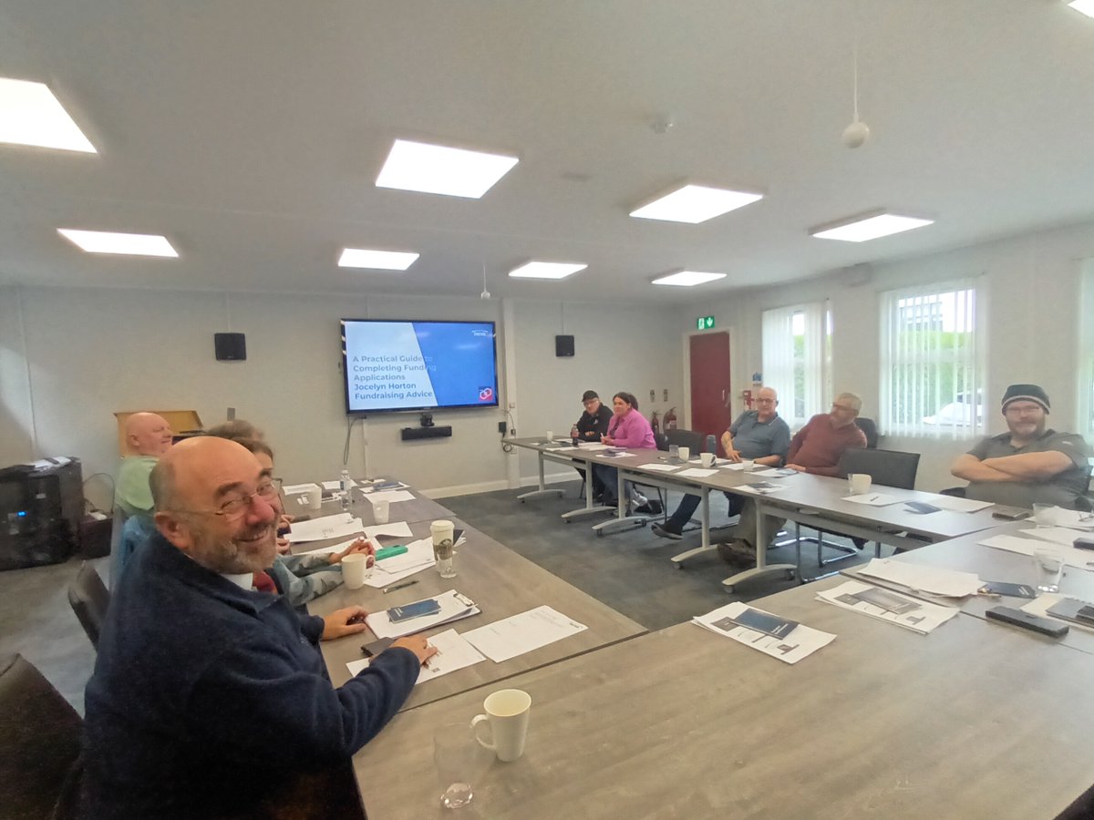 Lovely to partner with @VeteransNi this week to deliver governance training and a session on preparing funding applications for their veteran support groups. #NICVAtraining #GoodGovernance #SupportingTheSector #StrongerCharities