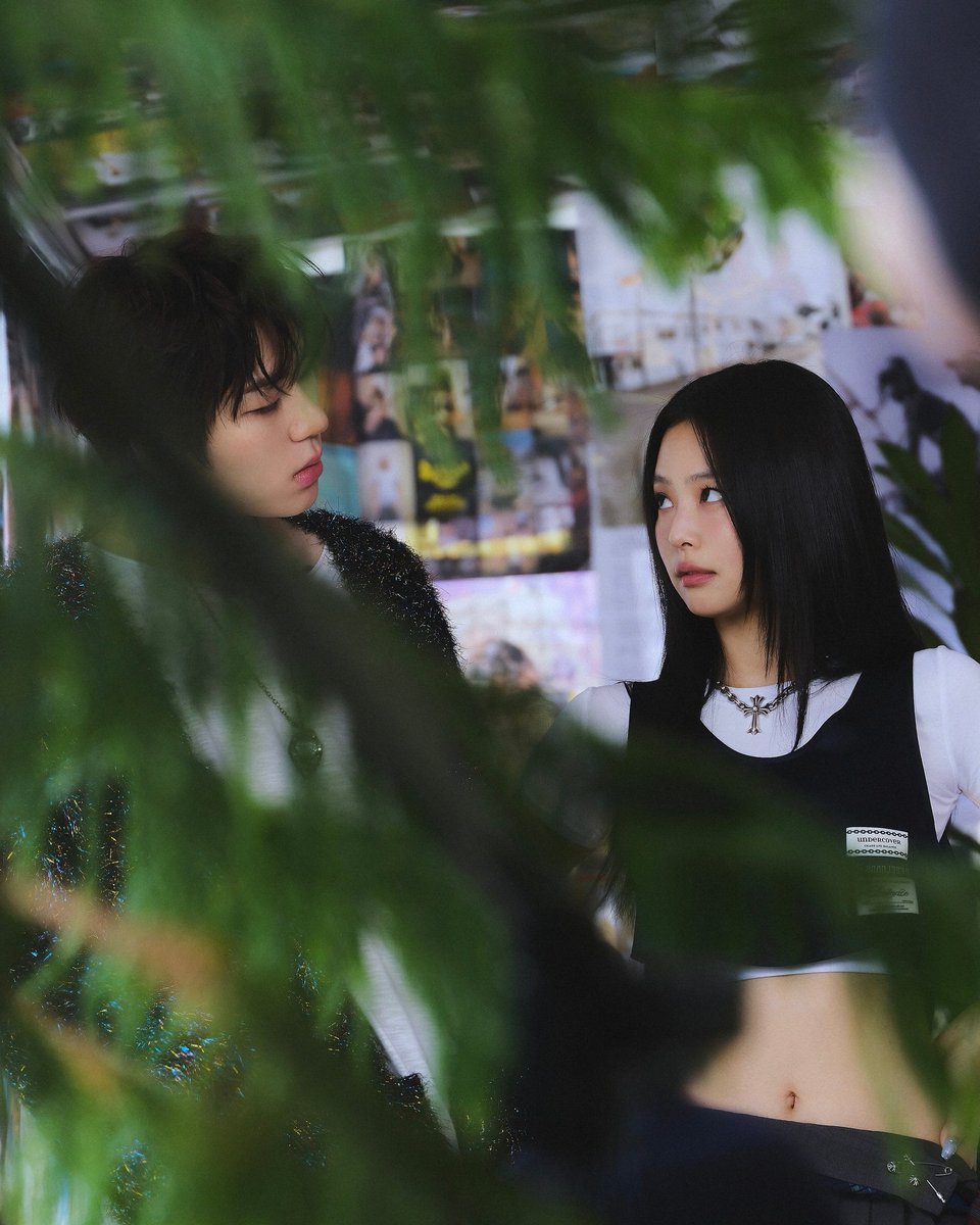 JennieK63410248's tweet photo. ZICO 'SPOT! (feat. JENNIE)' Official MV
4월 26일 오후 6시 HYBE LABELS YouTube 최초 공개!

Official MV: 2024. 4. 26, 6:00 PM (KST)
🔗https://t.co/dOn4BCFqNI

#지코 #ZICO #제니 #JENNIE #스팟 #SPOT https://t.co/VniEXMWDZl